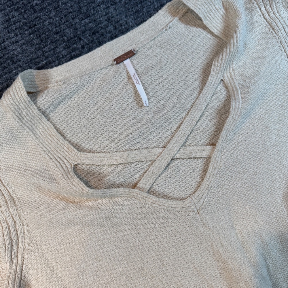 Free People Beige Knit Criss Cross V Neck Long Sleeve Sweater Top Size Small